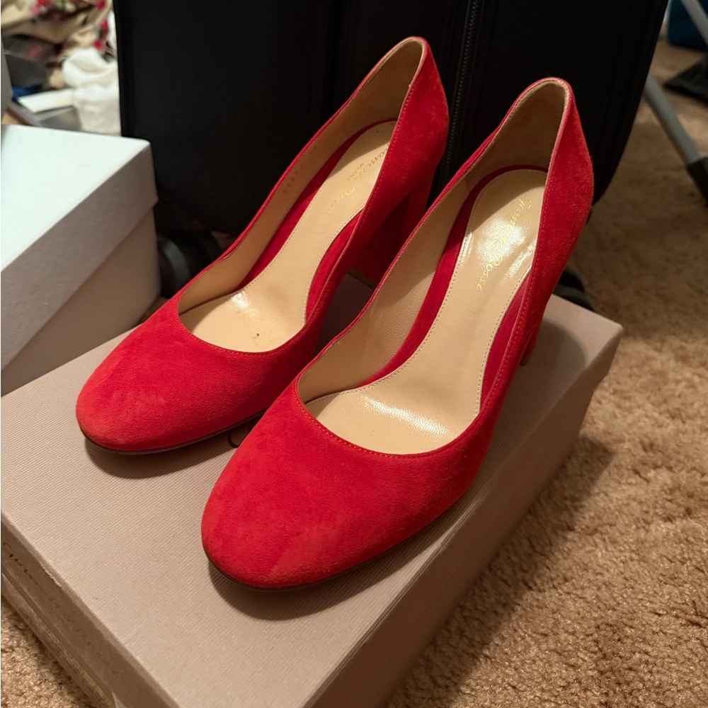 Tomato red suede classic pumps - Picture 2 of 8